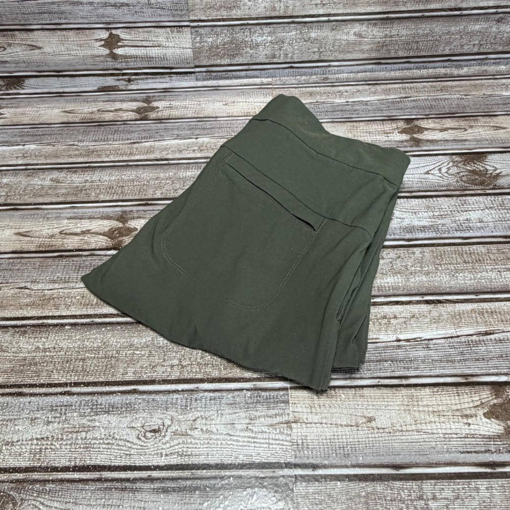 Athleta Wander Stash Skinny Pant Womens Size 6 Green Outdoor Hiking Travel